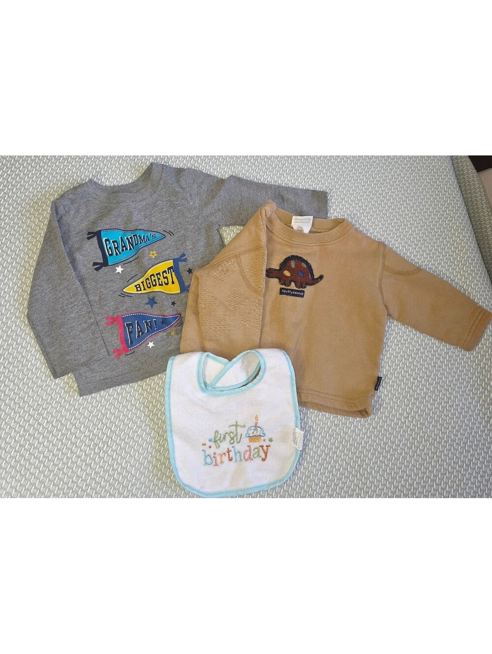 Set of 3, 12 months sweatshirts and bib